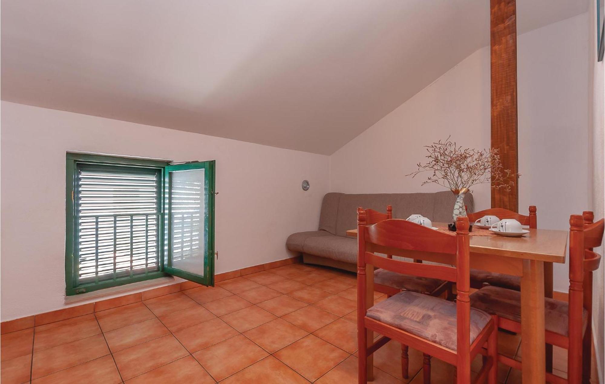Gorgeous Apartment In Tisno With Kitchen Εξωτερικό φωτογραφία