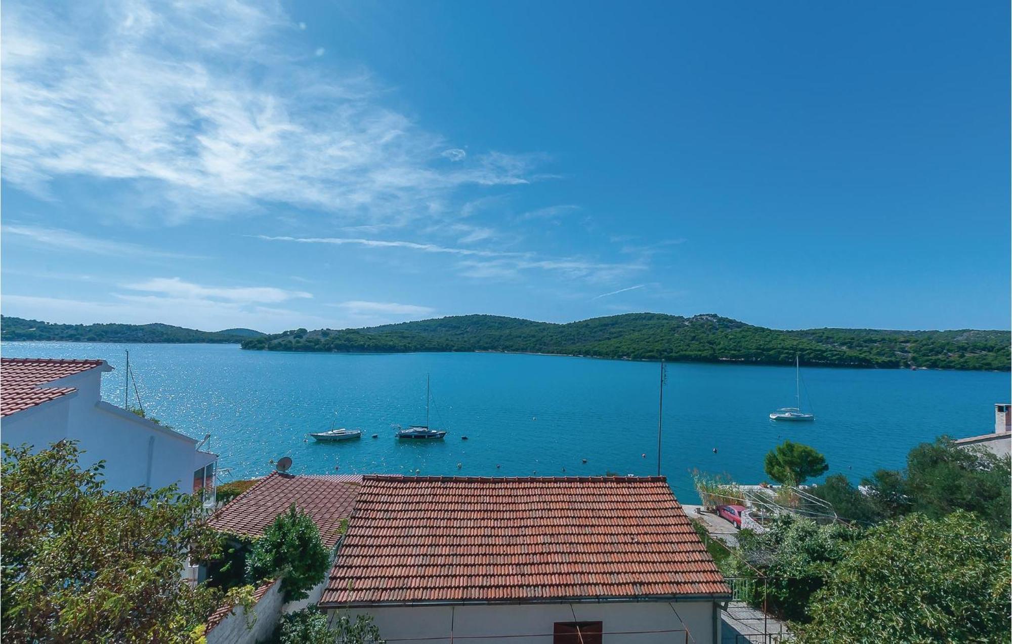 Gorgeous Apartment In Tisno With Kitchen Εξωτερικό φωτογραφία