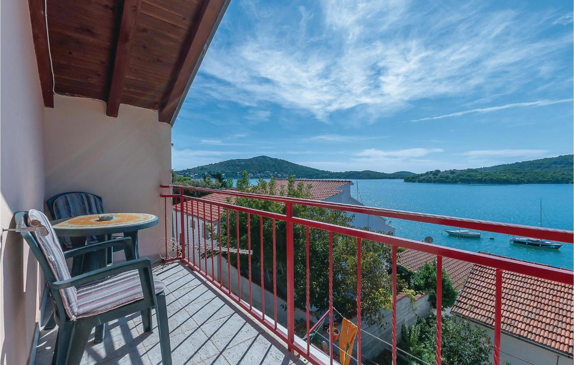 Gorgeous Apartment In Tisno With Kitchen Εξωτερικό φωτογραφία